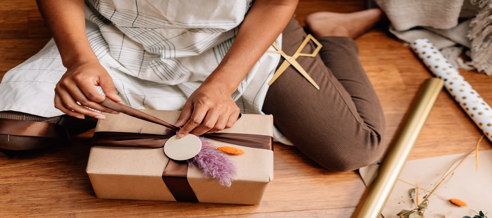 How To Wrap A Gift Like A Pro?