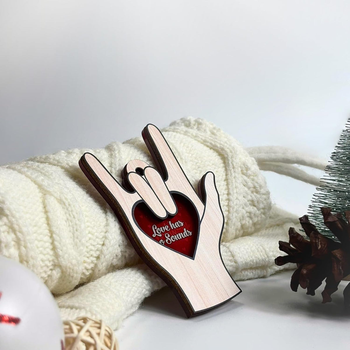 I Love You Sign Language Ornament, Wooden & Acrylic Christmas Decor, Gift for Family Friends, ASL Sign Language Xmas Ornament, Heart Hand Sign Language Christmas Ornament for Tree