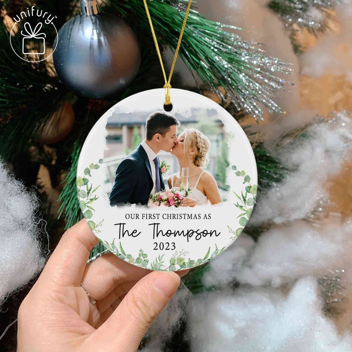 Newly Wedding Leaves Ceramic Circle Orament