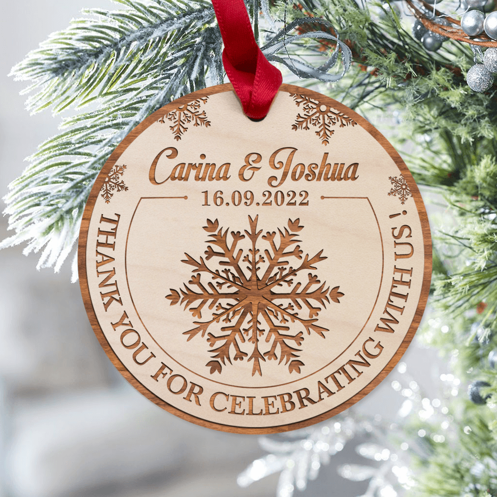Personalized Wedding Favor Maple Round Ornament gifts Custom