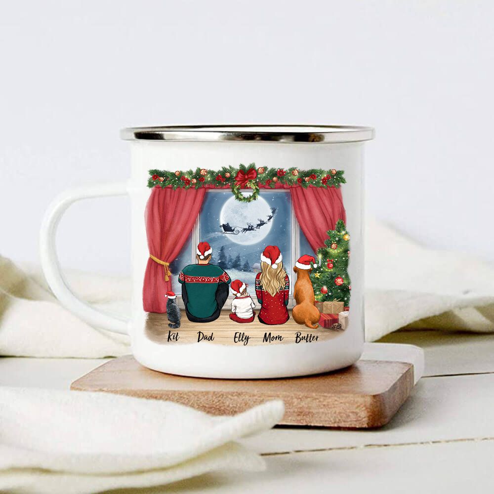 Personalized gifts for the whole family with dog, cat campfire mug - Up to 5 people &amp; pets - Waiting for Santa