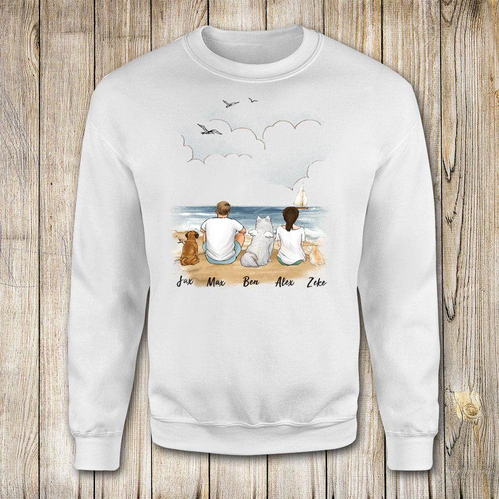 Personalized Dog & Couple Swearshirt - Beach