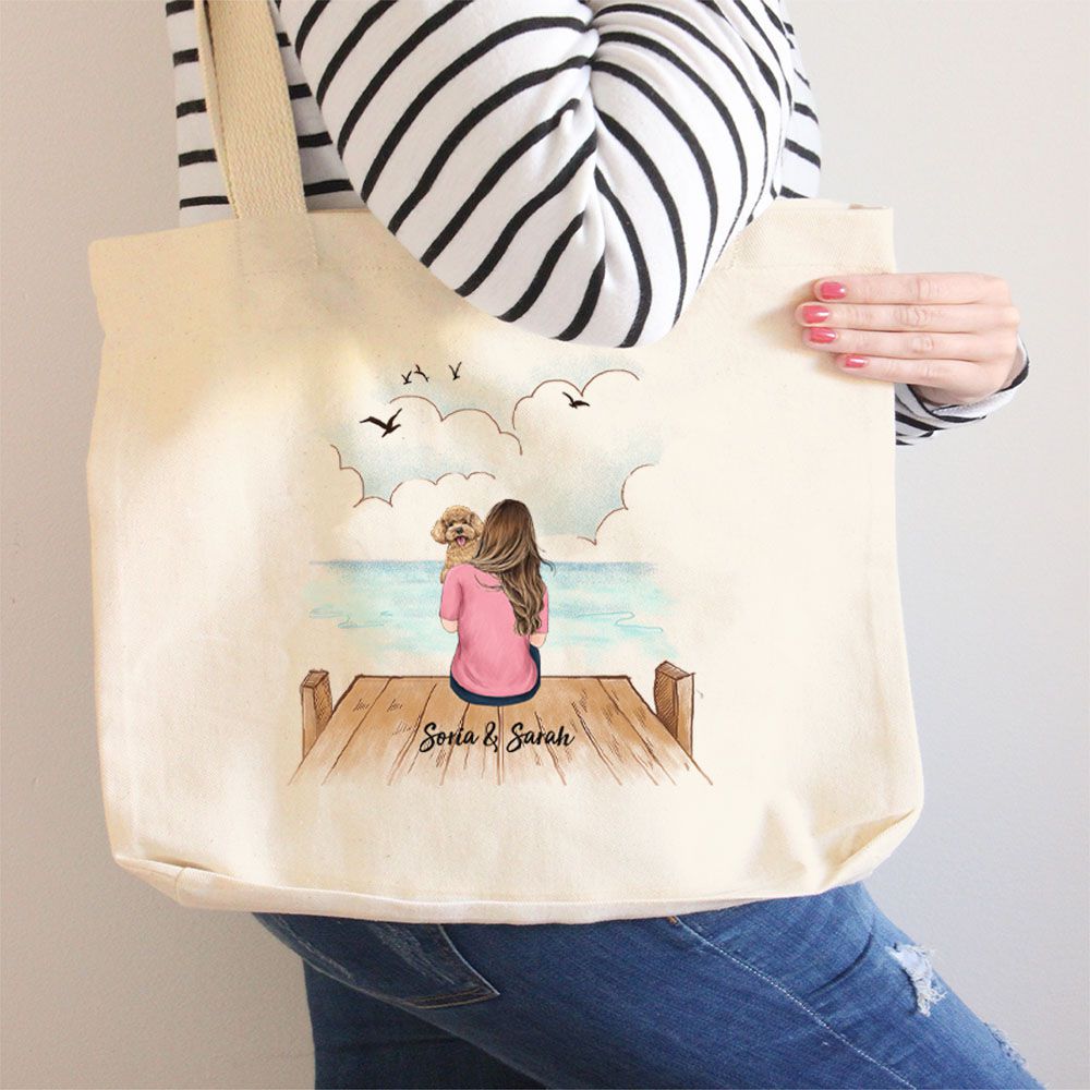 Personalized rounded canvas tote bag gift for dog Mom - Wooden dock
