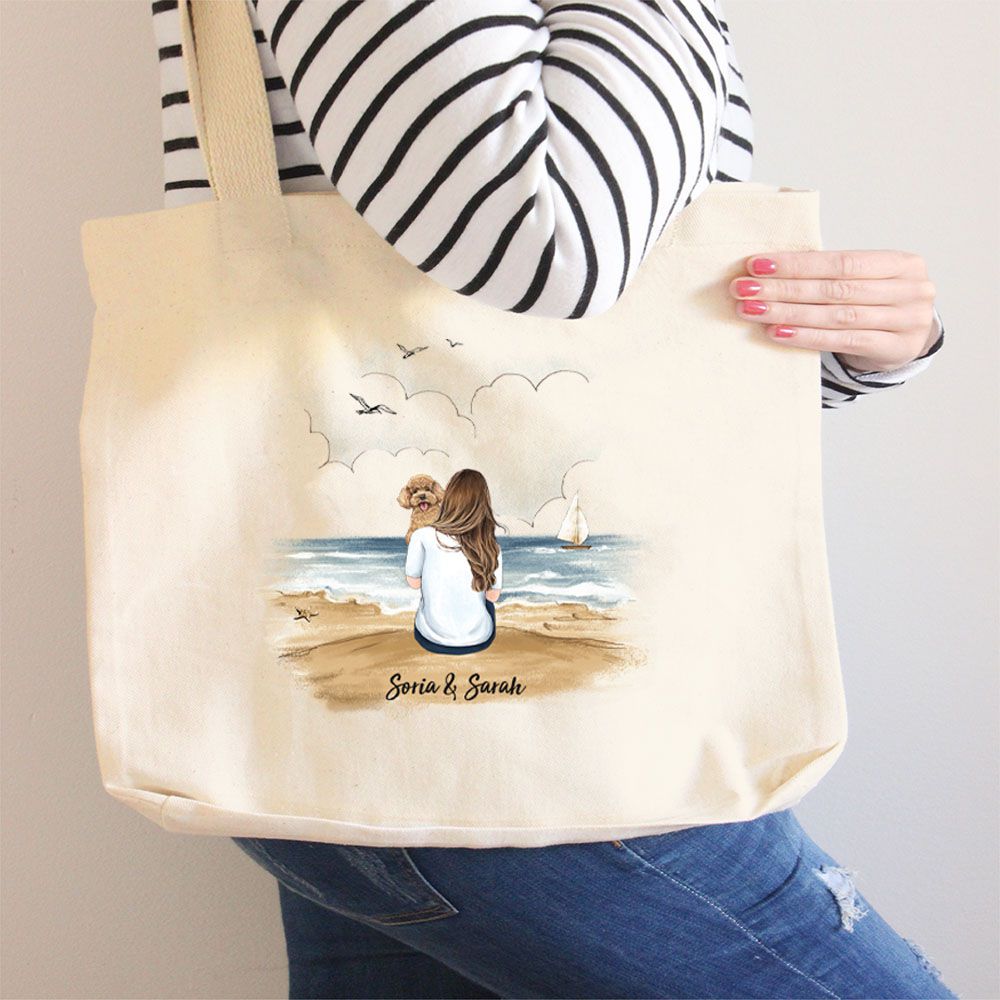 Personalized rounded canvas tote bag gift for dog Mom - Beach