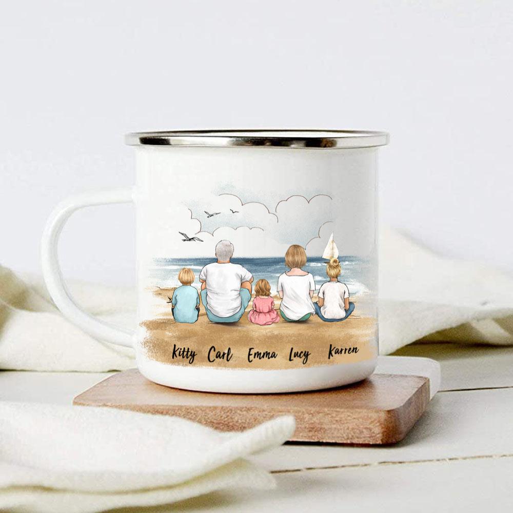 campfire mug gift for the whole family with up to 5 people sitting on beach