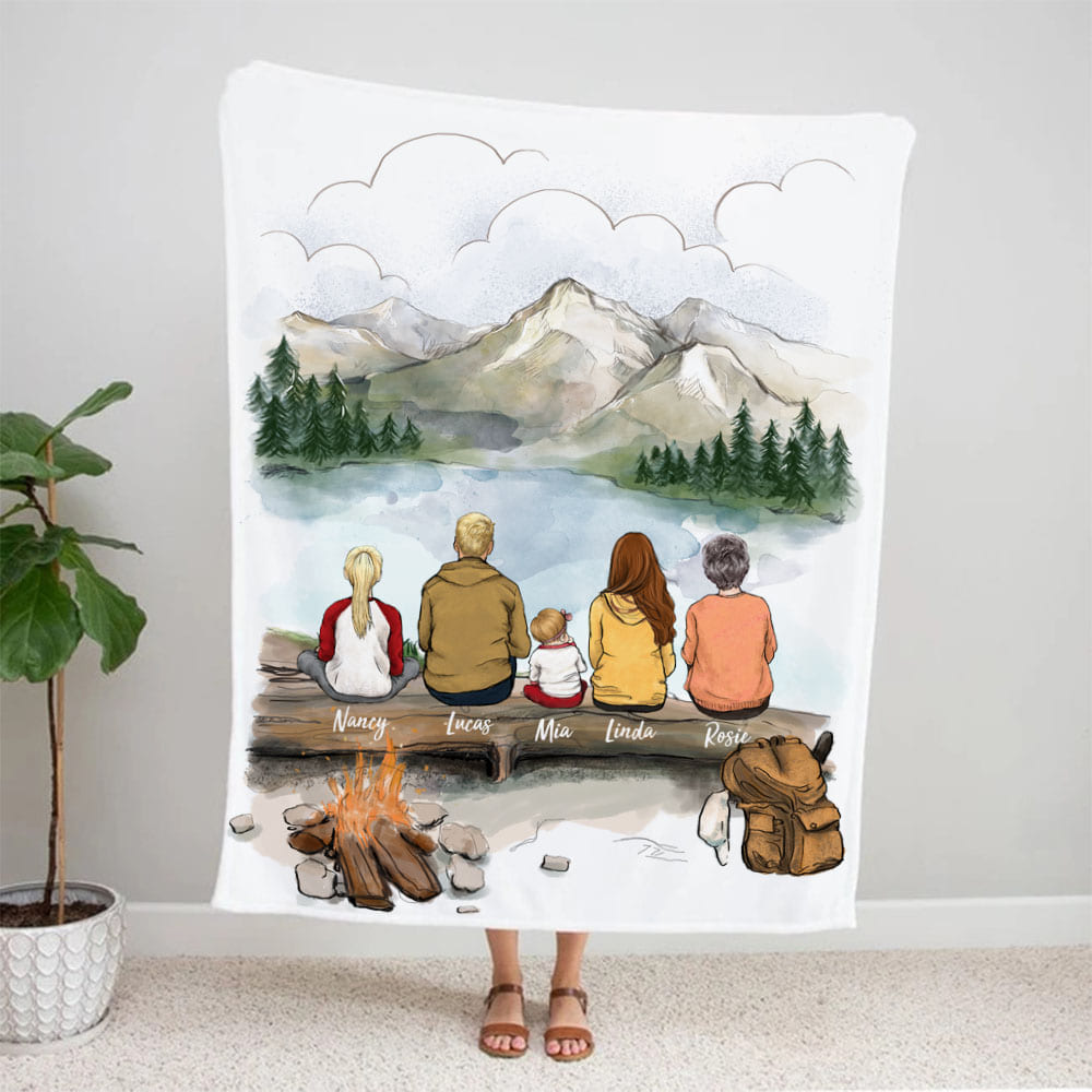 fleece blanket gift for the whole family with up to 5 people go hiking together